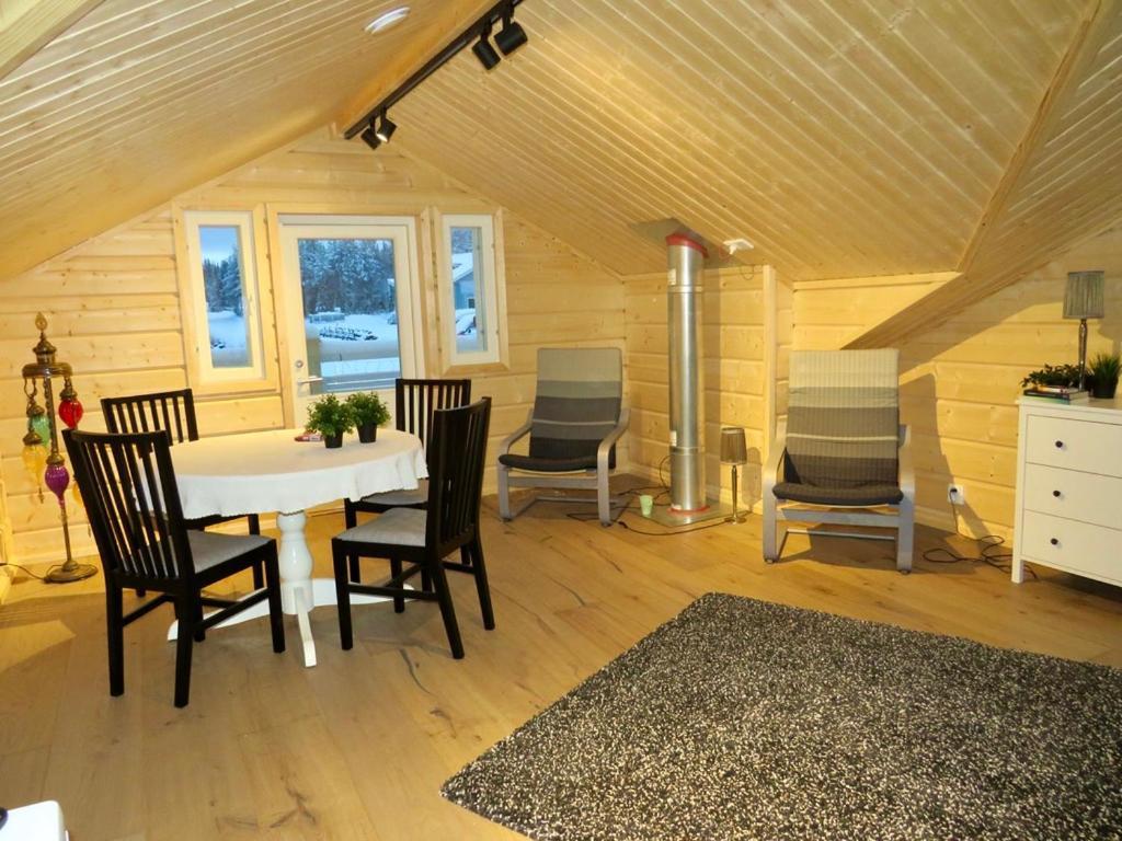 B&B Adventures Äkäslompolo Eksteriør bilde